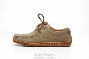 ecco   M