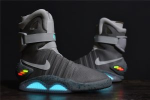 Air MAG (Back to the Future) Auto Lacing Version Black - Image 3