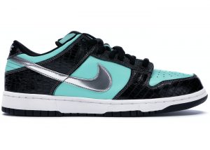 Nike Dunk SB Low Diamond Supply Co