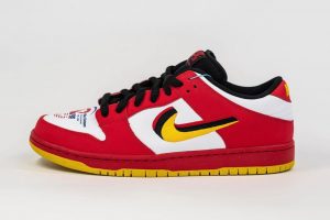 Nike SB Dunk Low 'Vietnam 25th Anniversary'
