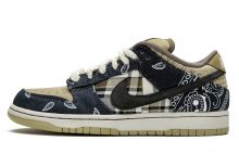 Travis Scott SB Dunk Low