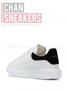 Alexander McQUEEN Oversized Sneaker White Smooth Calf Leather Black Suede Heel - Image 2