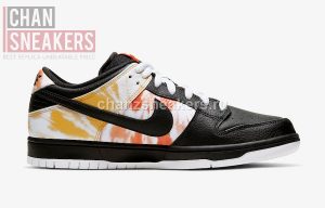 SB Dunk Low Roswell Raygun Tie-Dye Black - Image 2