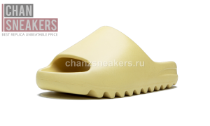 YEEZY Slide Desert Sand - Image 2