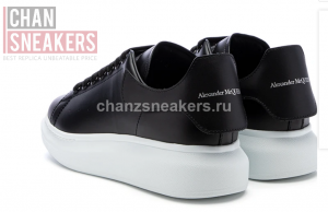Alexander McQUEEN Oversized Sneaker Black Smooth Calf Leather Black Leather Heel - Image 3