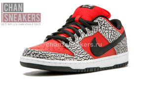 Nike Dunk SB Low Supreme Red Cement (2012) - Image 3