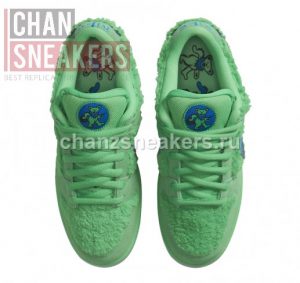 Grateful Dead SB Dunk Low Green - Image 4