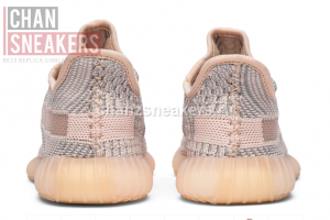 Kids YEEZY Boost 350 V2 Synth - Image 4