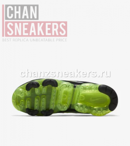 Nike Air Vapormax 97 'Black & Volt & Metallic Silver' - Image 4