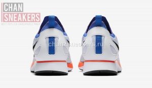 Nike Mariah Flyknit Racer Hyper Crimson - Image 4