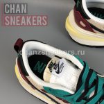 Sacai X Nike VaporWaffle Villain Red Neptune Green - Image 4