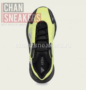 YEEZY Boost 700 MNVN Phosphor - Image 4
