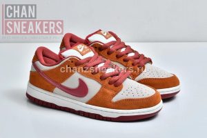 SB Dunk Low Dark Russet Cedar - Image 5