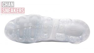 Nike Air Vapormax Plus Triple White - Image 6