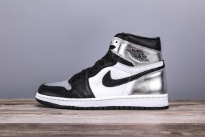 Air Jordan 1 Silver Toe (W) - Image 2