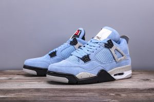 Air Jordan 4 UNC - Image 2