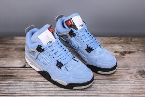Air Jordan 4 UNC - Image 7
