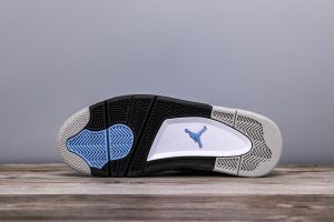 Air Jordan 4 UNC - Image 10