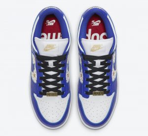 Supreme X Nike SB Dunk Low Hyper Blue - Image 3
