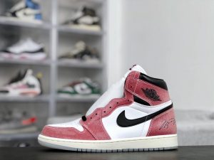 Trophy Room X Air Jordan 1 OG High - Image 8