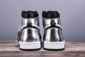 Air Jordan 1 Silver Toe (W) - Image 9