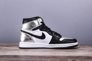 Air Jordan 1 Silver Toe (W) - Image 10