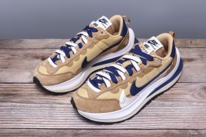 Sacai Vaporwaffle Sesame - Image 5