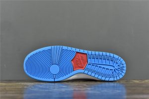 Nike SB Dunk High Doraemon - Image 5