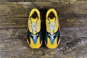 YEEZY Boost 700 Sun - Image 6