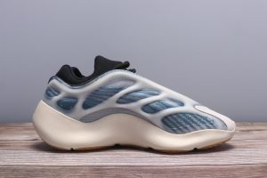 YEEZY 700 V3 Kyanite - Image 9