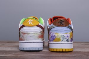 SB Dunk Low Street Hawker - Image 8