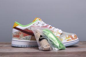 SB Dunk Low Street Hawker - Image 9