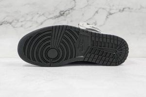 Air Jordan 1 Retro High OG Shadow 2.0 - Image 8