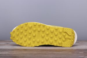 Undercover Sacai LDWaffle - Image 10