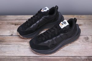 Sacai Vaporwaffle Black Gum - Image 5