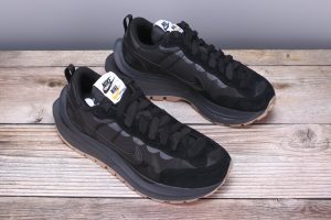 Sacai Vaporwaffle Black Gum - Image 7