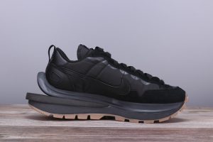 Sacai Vaporwaffle Black Gum - Image 8